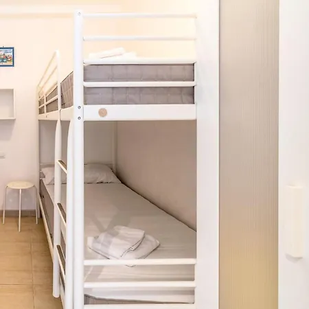 Sant Genis 193 Apartamento Con Piscina Comunitari * Llança